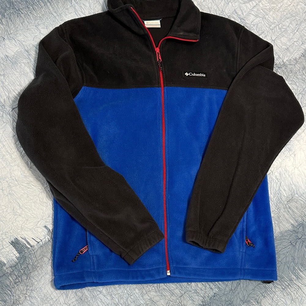 19. Columbia Men’s Black and Blue Zip-Up Fleece